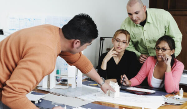 Már a diploma megszerzése előtt keressük a munkalehetőségeket. Jelentkezzünk gyakornoki programra!