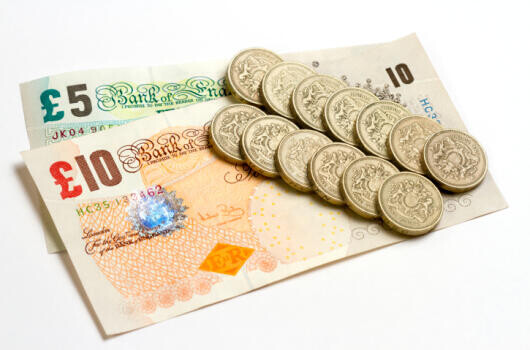 Elvehetik a feketemunkások bérét