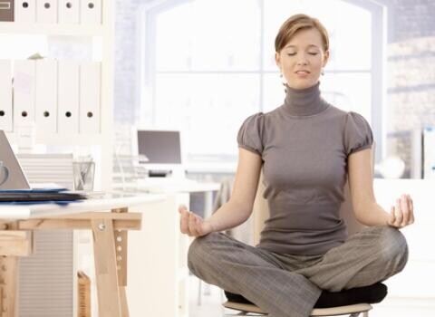 Megvéd-e a jog a munkahelyi stresszel szemben?