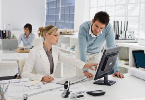 4 jel, hogy ki fogunk égni a munkahelyen!