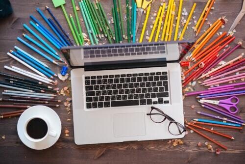 A kreativitáson túl: ilyen grafikusként dolgozni - álláskeresés, szakma, fizetés