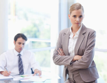 Mikor nem szüntetheti meg a munkáltató a munkaviszonyt az új Mt. szerint?