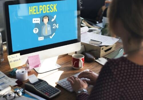 A telefon másik oldalán: az ügyfélszolgálat kulisszatitkai - álláskeresés, munka, pályakezdő