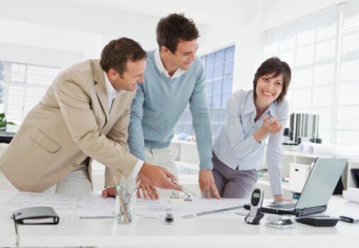 Mi lesz a munkaszerződésekkel az új Mt. hatályba lépése után?