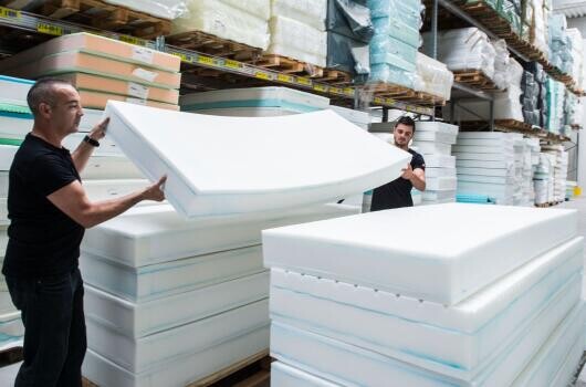 118 embernek adnak munkát