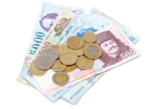 20 ezer forintos minimálbér-emelést szeretnének