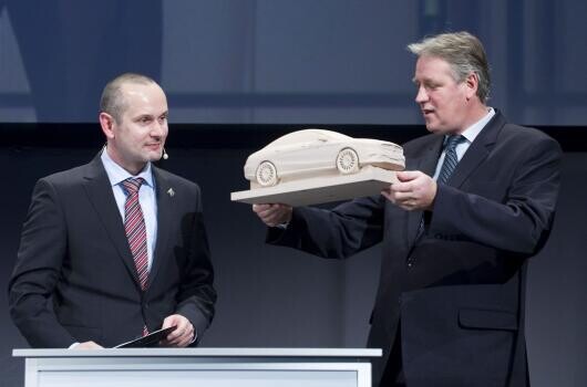 Már háromezer embernek adnak munkát