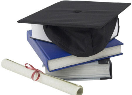 Öncélú diplomahalmozás