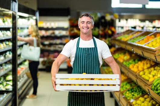  Béremelés lesz az áruházláncnál