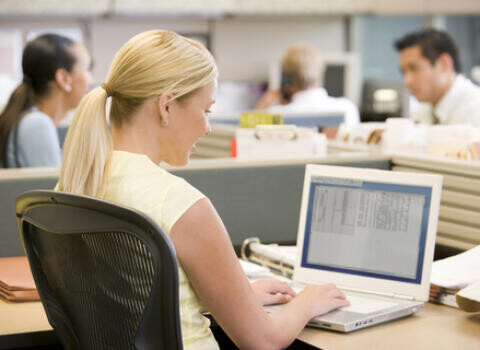 Serkenti vagy lehúzza az iroda, ahol dolgozik?