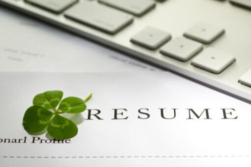 Versenyfutás az idővel: 10 másodperc jut egy önéletrajzra