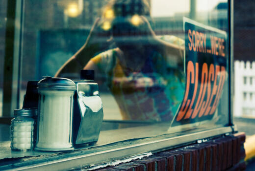 Más ágazatokban is betilthatják a vasárnapi munkát