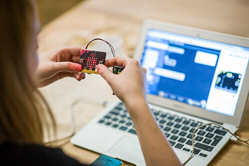 Diplomás pályamódosítás korhatár nélkül