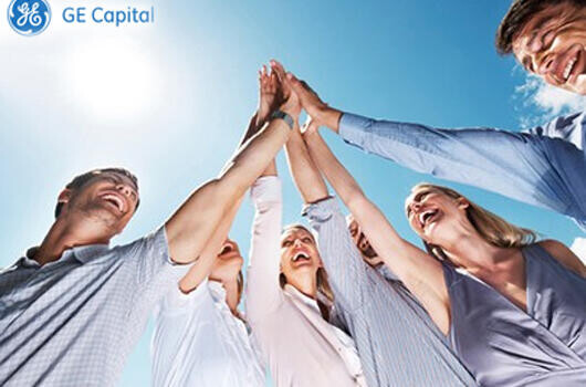 Ezer dolgozót venne fel a GE