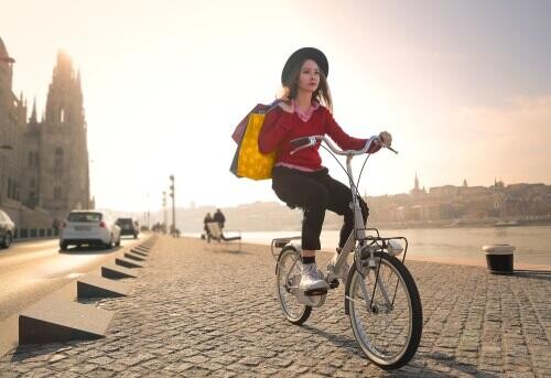 Friss diplomával hova vesznek fel?