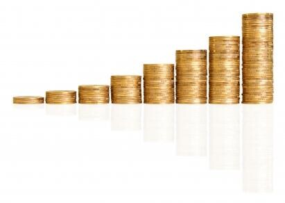 Nő a minimálbér, csökkennek az állások