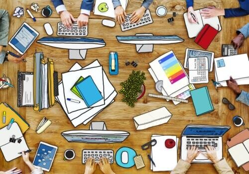 Írásban kötelező az új munkatársat ezekről tájékoztatni!