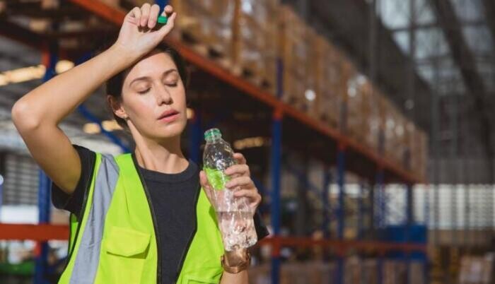 Hőség, csúszós terep, rovarcsípés: így előzhetők meg a nyári munkabalesetek