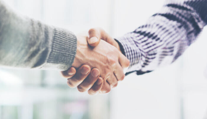 Az értékesítőkre itt több mint ezer álláslehetőség vár!