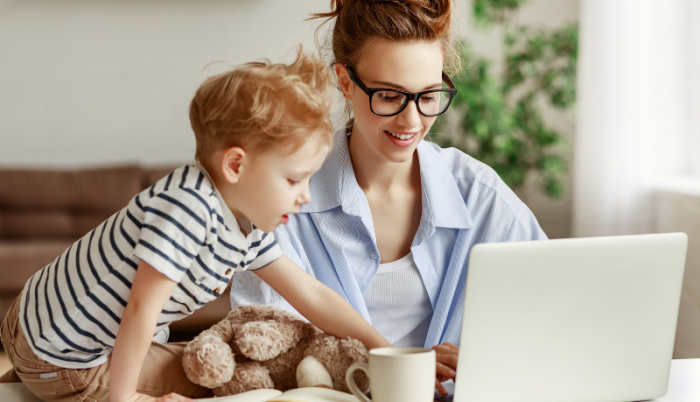 Anyaként a munkahelyen – hogyan teremtsük meg a munka-magánélet egyensúlyt?