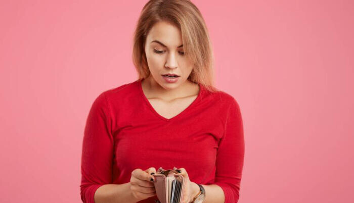 Stabilak a pénzügyeink? 6 árulkodó jel, hogy nem keresünk eleget