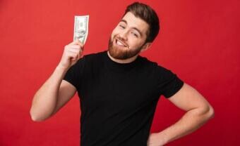 Jönnek az átlátható fizetések – mit jelent ez a gyakorlatban?