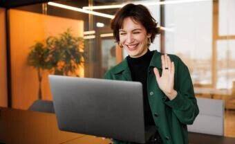 5 dolog, amit a Z generáció jobban csinál a munkahelyen, mint hinnénk