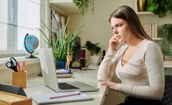 86 olvasatlan e-mail, 0 életkedv – túlélőcsomag a húsvét utáni munkanapokra