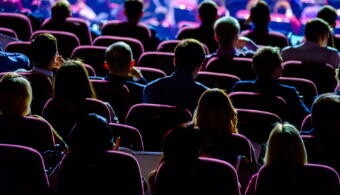 Hogyan kérdezzünk jól egy konferencián?