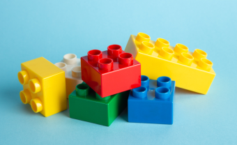 Lego beruházás kezdődik, 300 új munkahelyet teremt